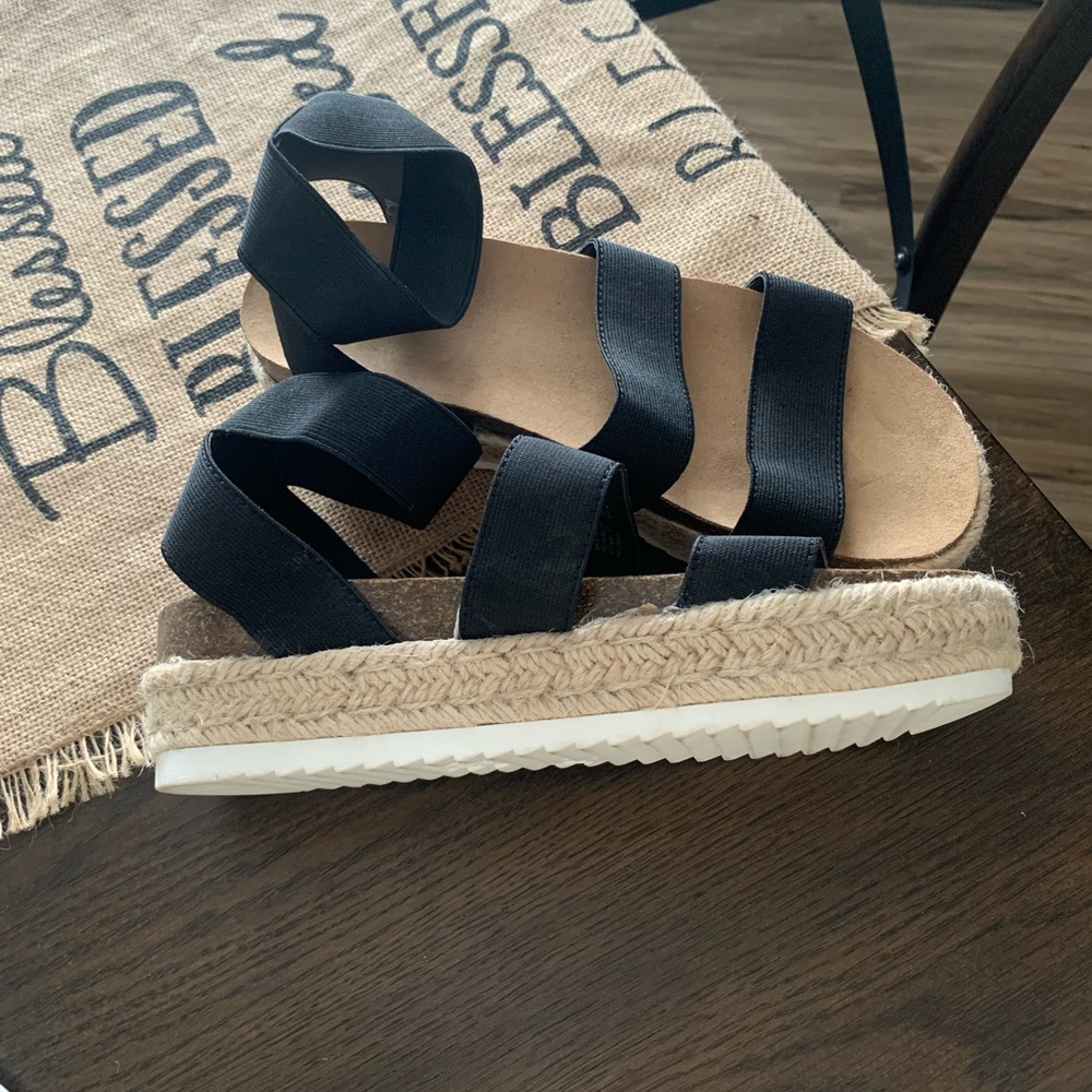 Black time and tru sandals